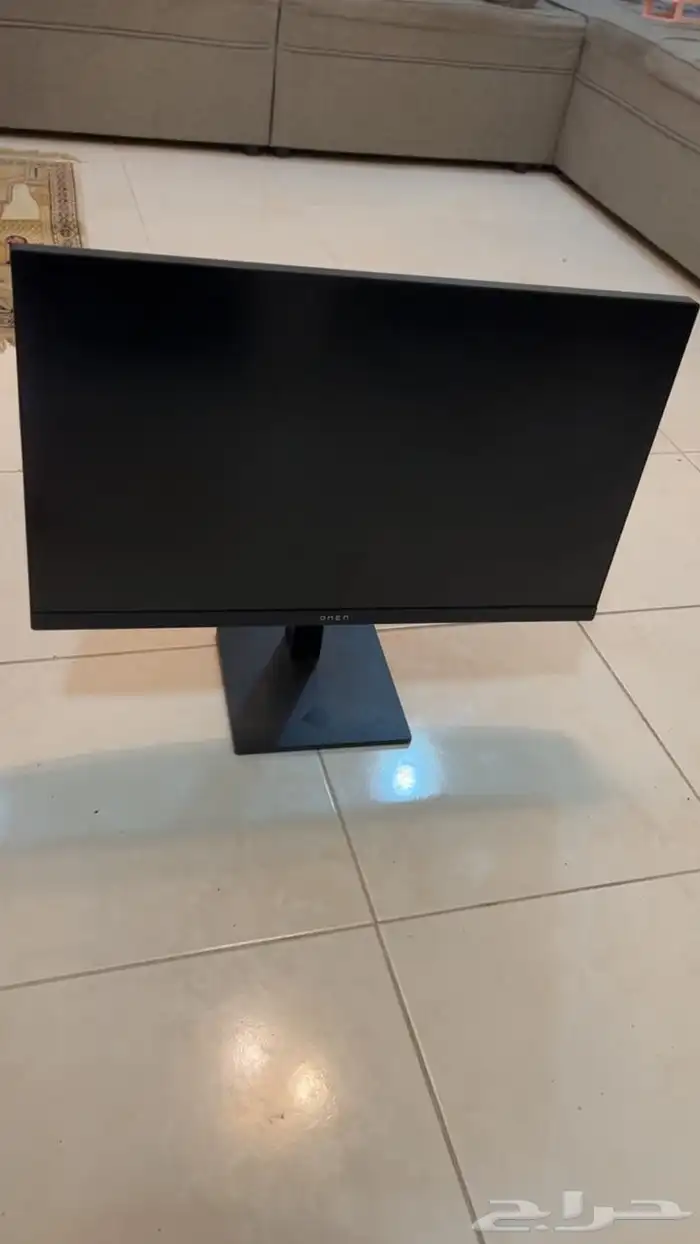 شاشة قيمنق شبه جديد مستخدم عالشرط 1