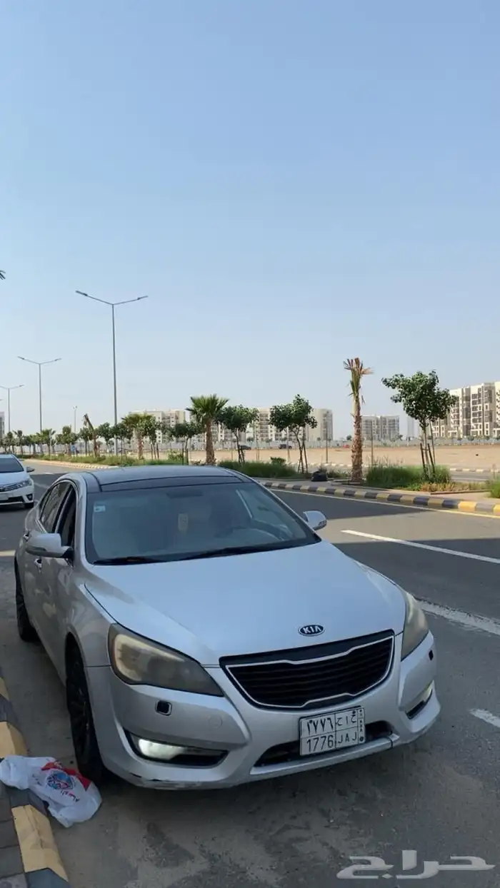 كيا كادينزا موديل 2013فل كامل السيارة على حاله الوكاله 3