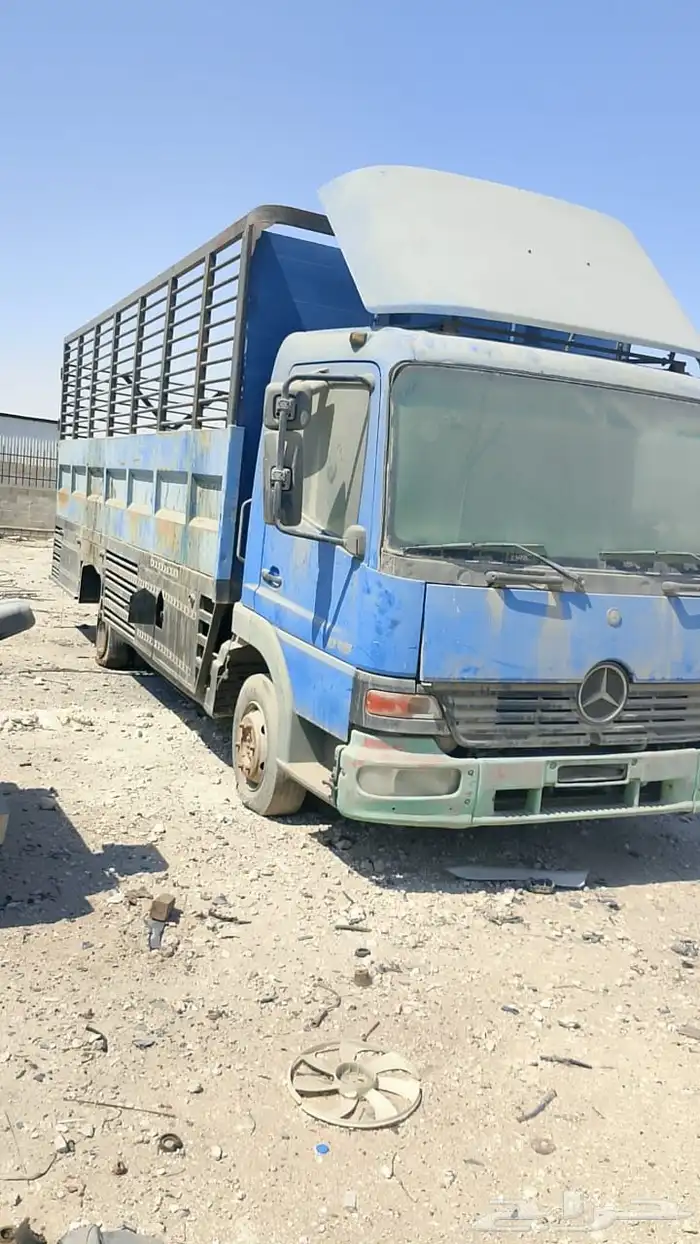 مرسيدس شاحنه 2004مسقطه 4سلندر 6