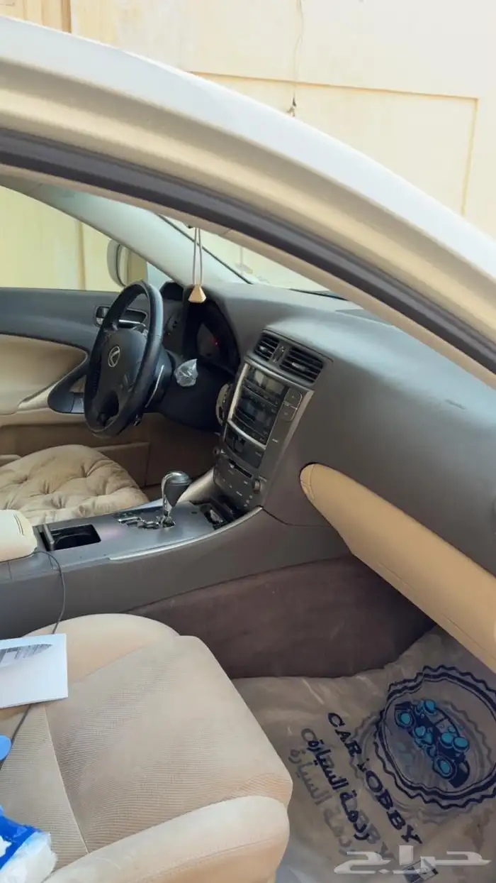 لكزس IS 300 للبيع موديل 2009 4