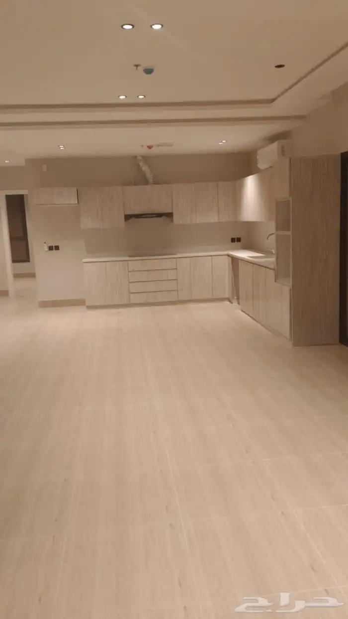 شقة فاخرة في حي الحمرا الخبر 3