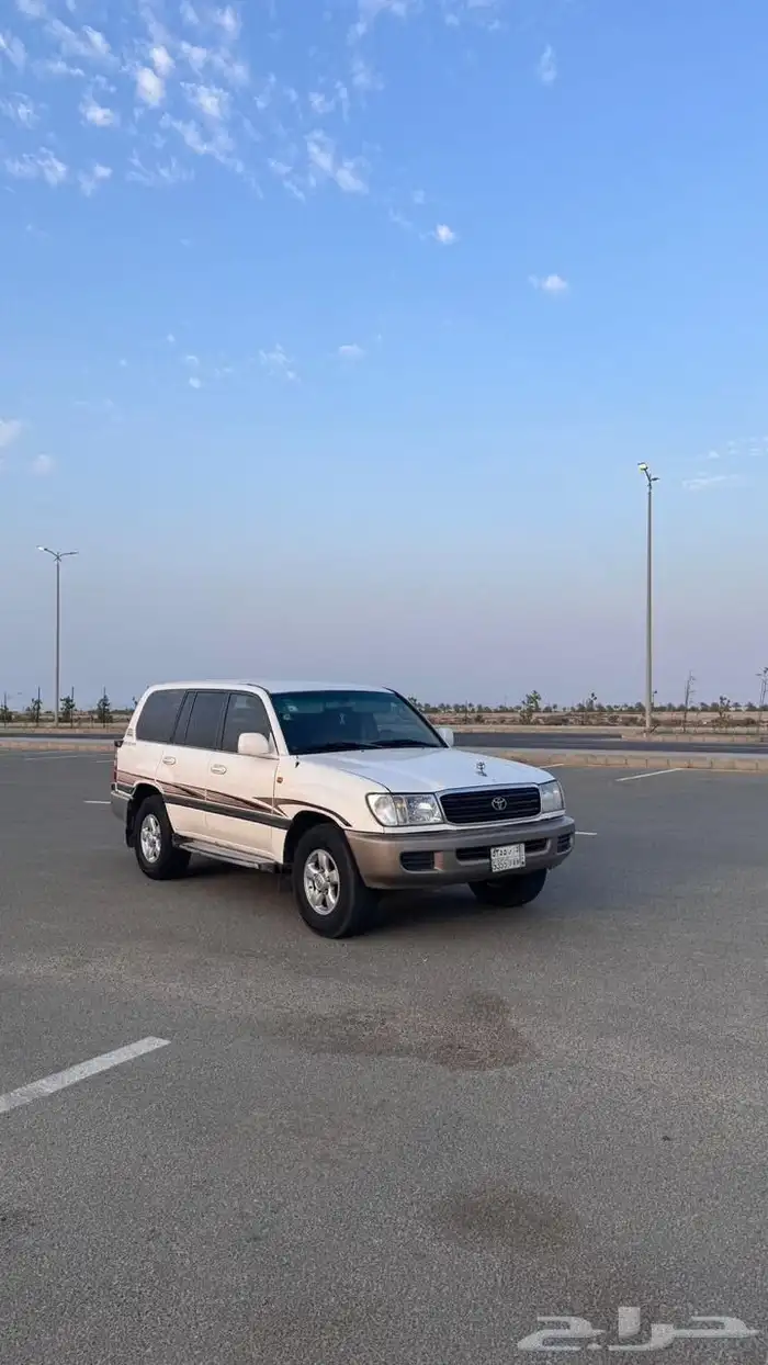 لاندكروزر 2001 GXR 3