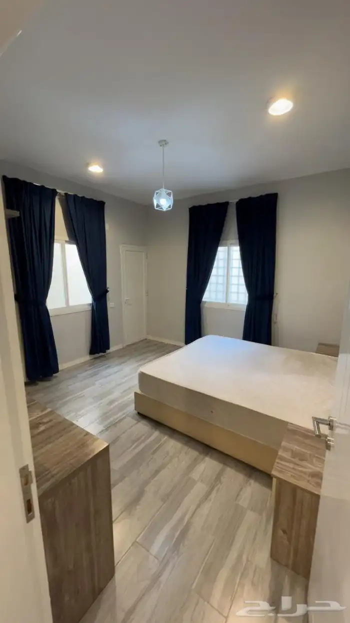 شقة مؤثثة بالكامل بالقرب من جامعة الملك خالد للبنات بالقريقر 3