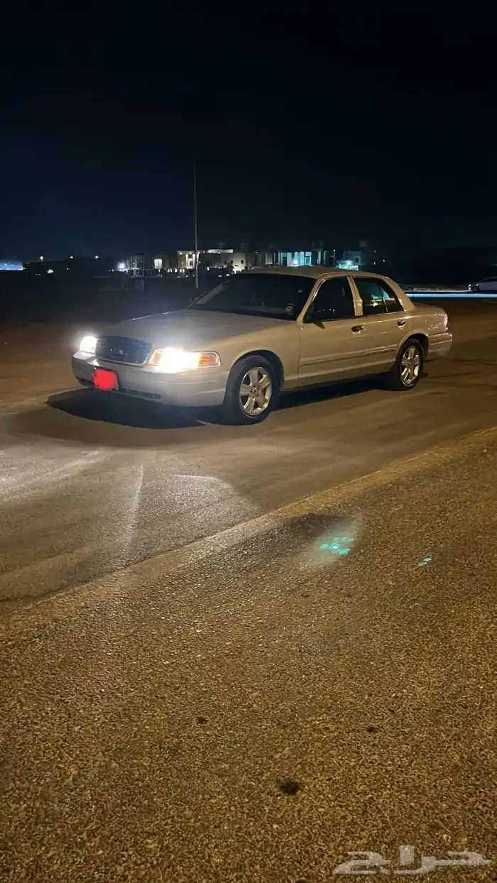 كروان فكتوريا فورد 2011 6