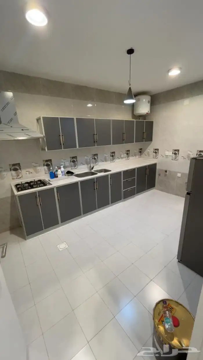 شقة مؤثثة بالكامل بالقرب من جامعة الملك خالد للبنات بالقريقر 6