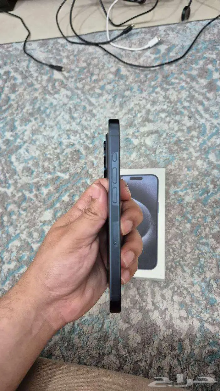 ايفون 15 برو ازرق سعة 256 Iphone 15 pro Blue 2