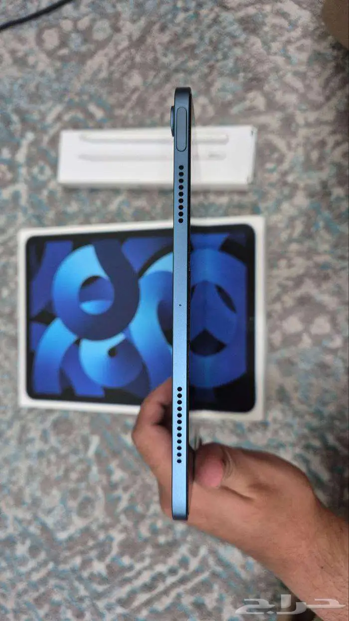 أيباد آير 2022 (الجيل الخامس) ازرق-شبة جديد 256جيجا قلم ابل 1