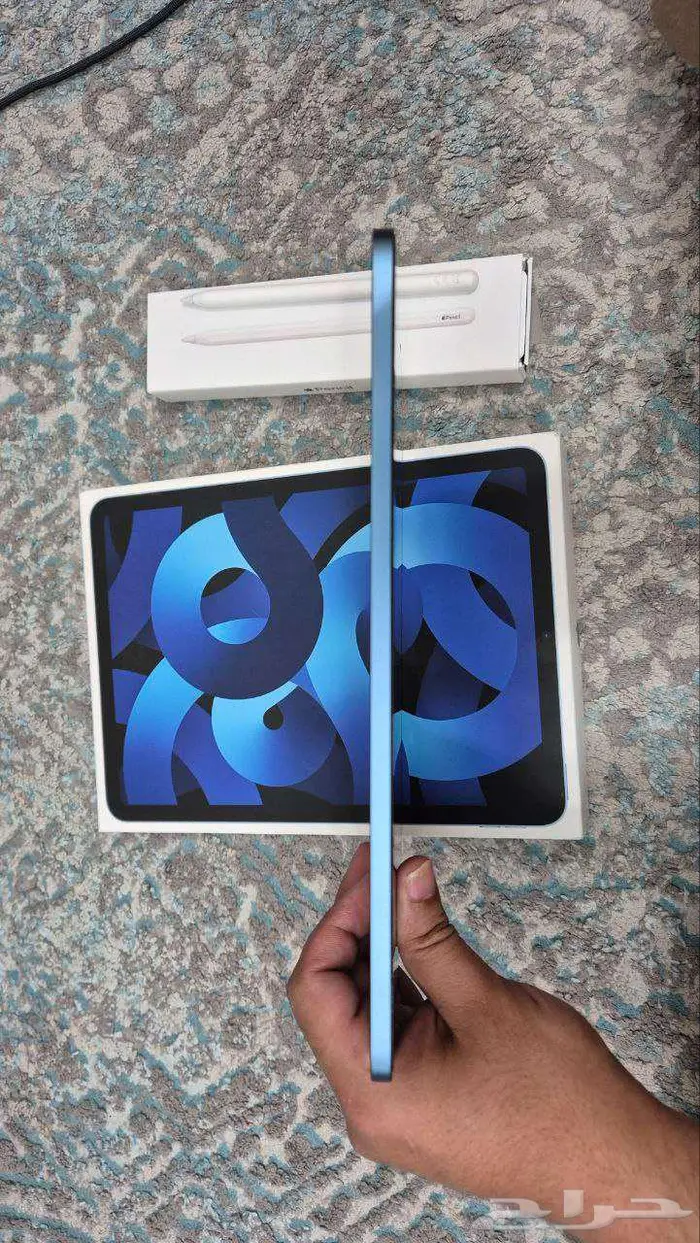 أيباد آير 2022 (الجيل الخامس) ازرق-شبة جديد 256جيجا قلم ابل 4