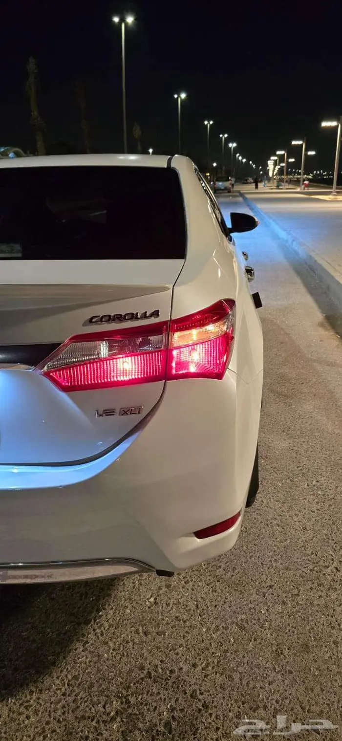 كرولا 2015 كورلا نظيف مخزن ممشى حقيقي مالك واحد 9