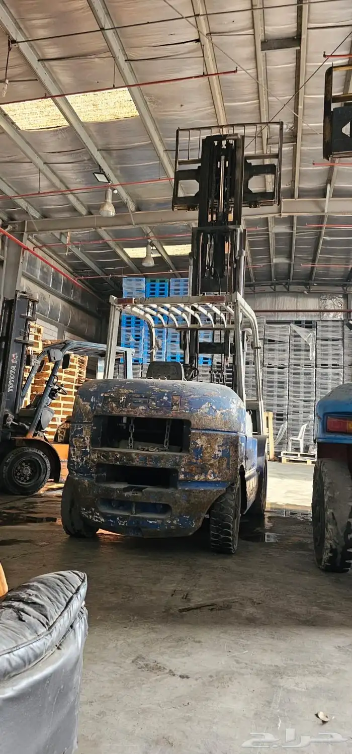 فوركلت للبيع 1