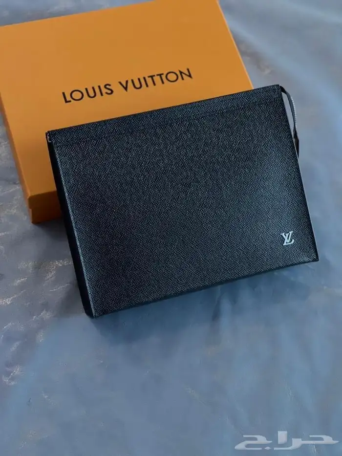 شنط رجالية فخمه مع ملحقاتها 4