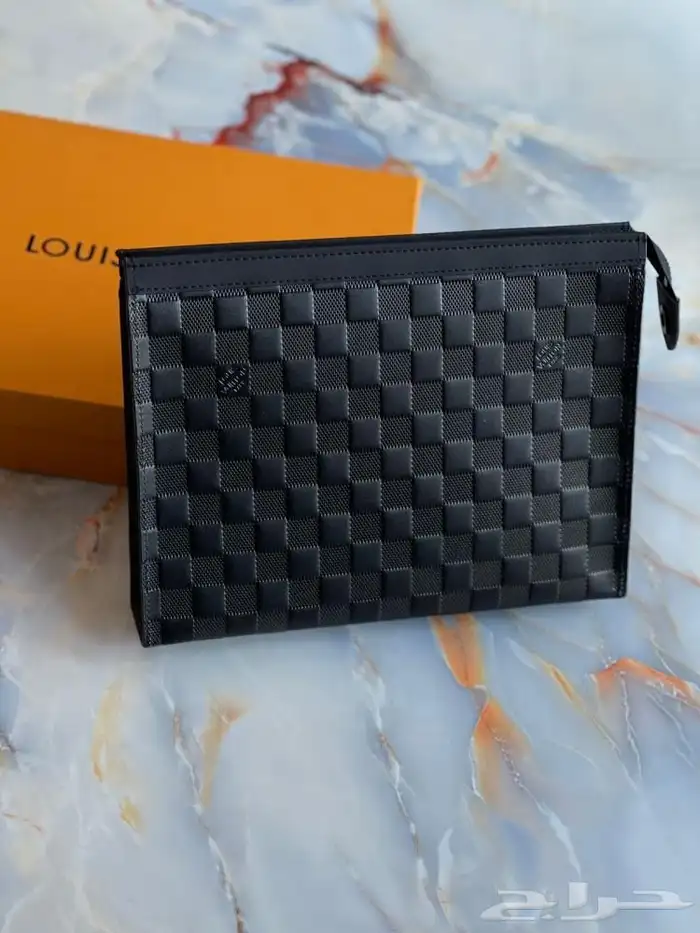 شنط رجالية فخمه مع ملحقاتها 3