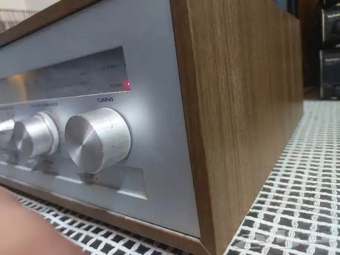 امبليفاير مع راديو ياماها تراثي قوي و فخم 3