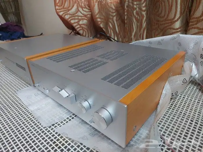 طقم امبليفاير مع مشغل أقراص ليزر ياماها 4