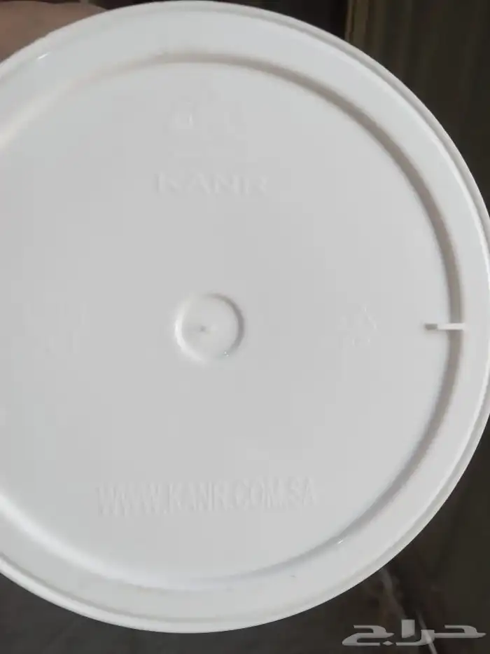 جالون سعة 2كيلو ونص جديد بلاستيك مااستخدم 1