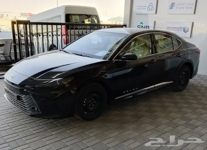 سيارة تويوتا كامرى 2