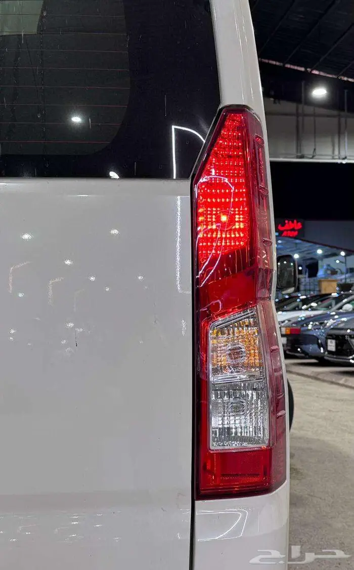 باص تويوتا هايس ركاب ديزل سقف مرتفع موديل 2026 عرض للشركات 7