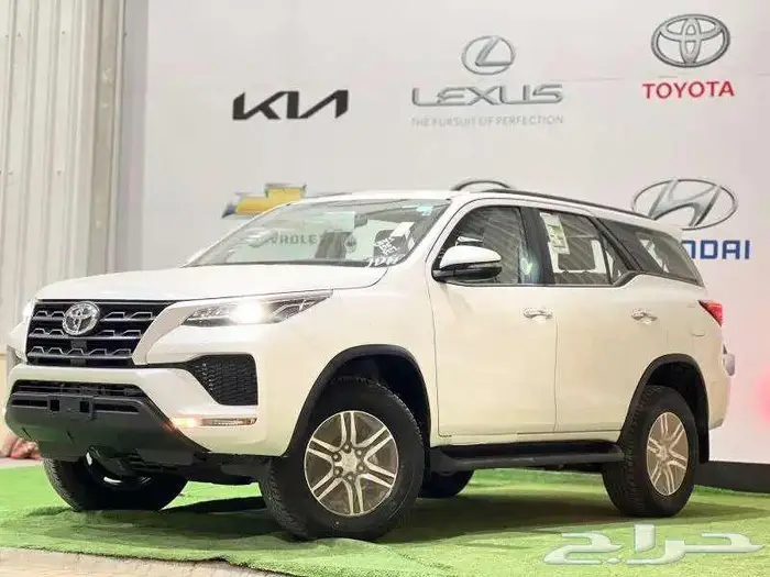 تويوتا فورشنر GX 2 ديزل 2400 دبل 2025 بنزين دبل - بدون دبل 3
