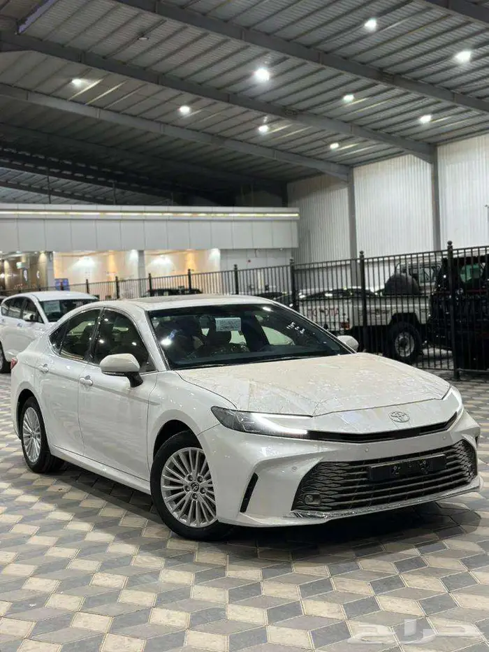 تويوتا كامري L E موديل 2025 خليجي 2