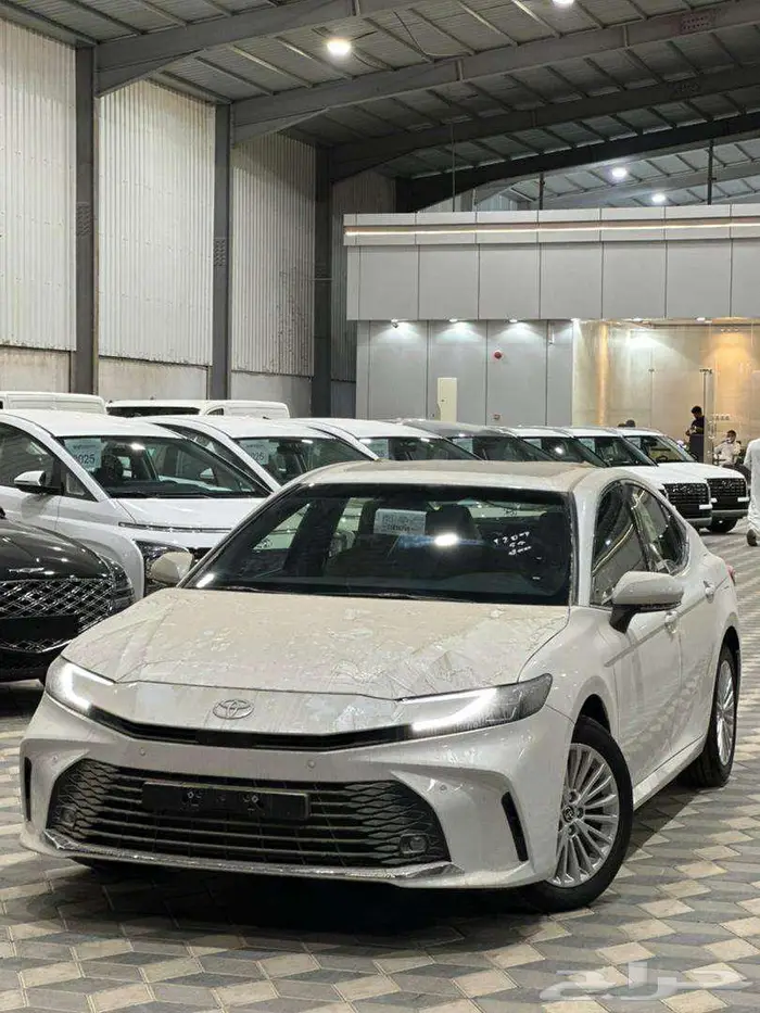 تويوتا كامري L E موديل 2025 خليجي 1