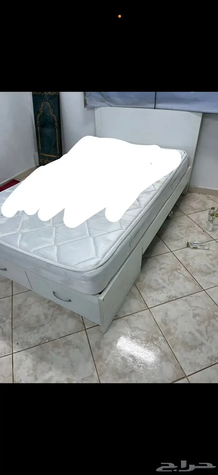 ثلاجه بوتجاز كنب سرير براده طاولات مكوة بخار 10