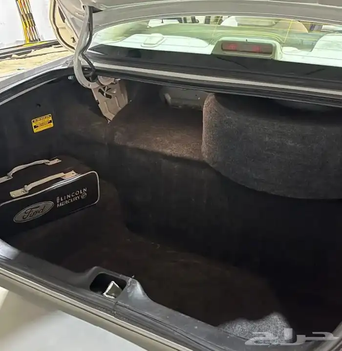 كروان فكتوريا فورد 2011 13