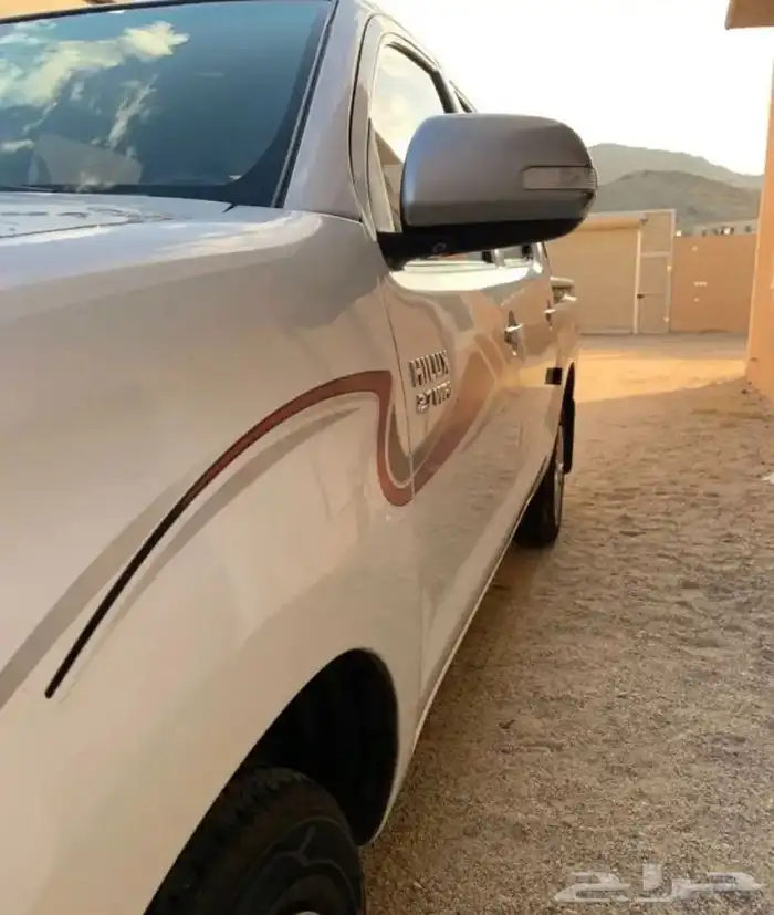 هايلكس غمارتين مديل 2013 وكاله للبيع 2