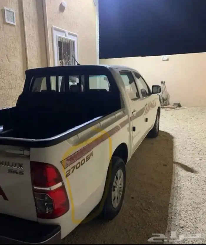 هايلكس غمارتين مديل 2013 وكاله للبيع 3