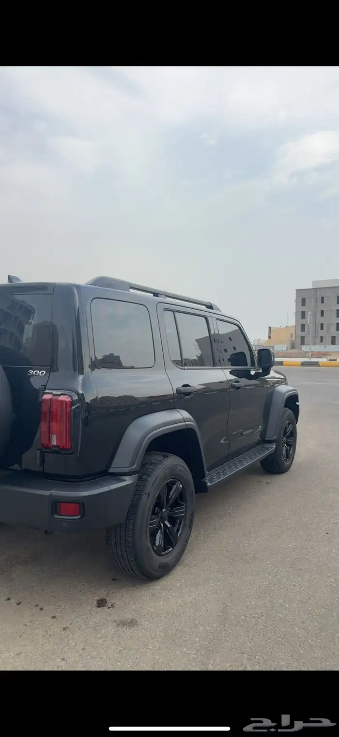 تانك 300 فل كامل اسود 2025 3