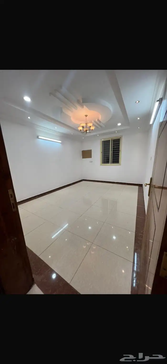 شقة للايجار في حي القمرية 1