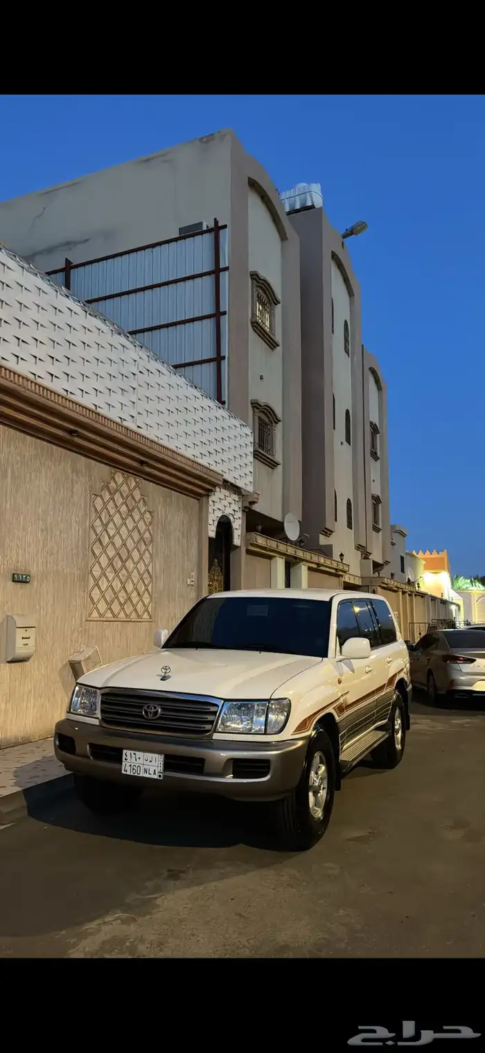 لاندكروزر صالون 2004 5