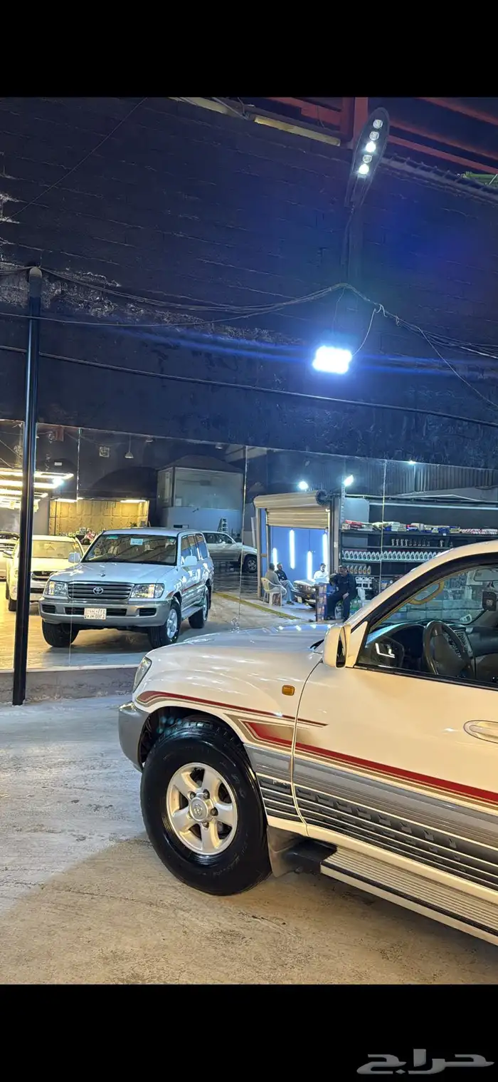 لاندكروزر صالون 2004 3