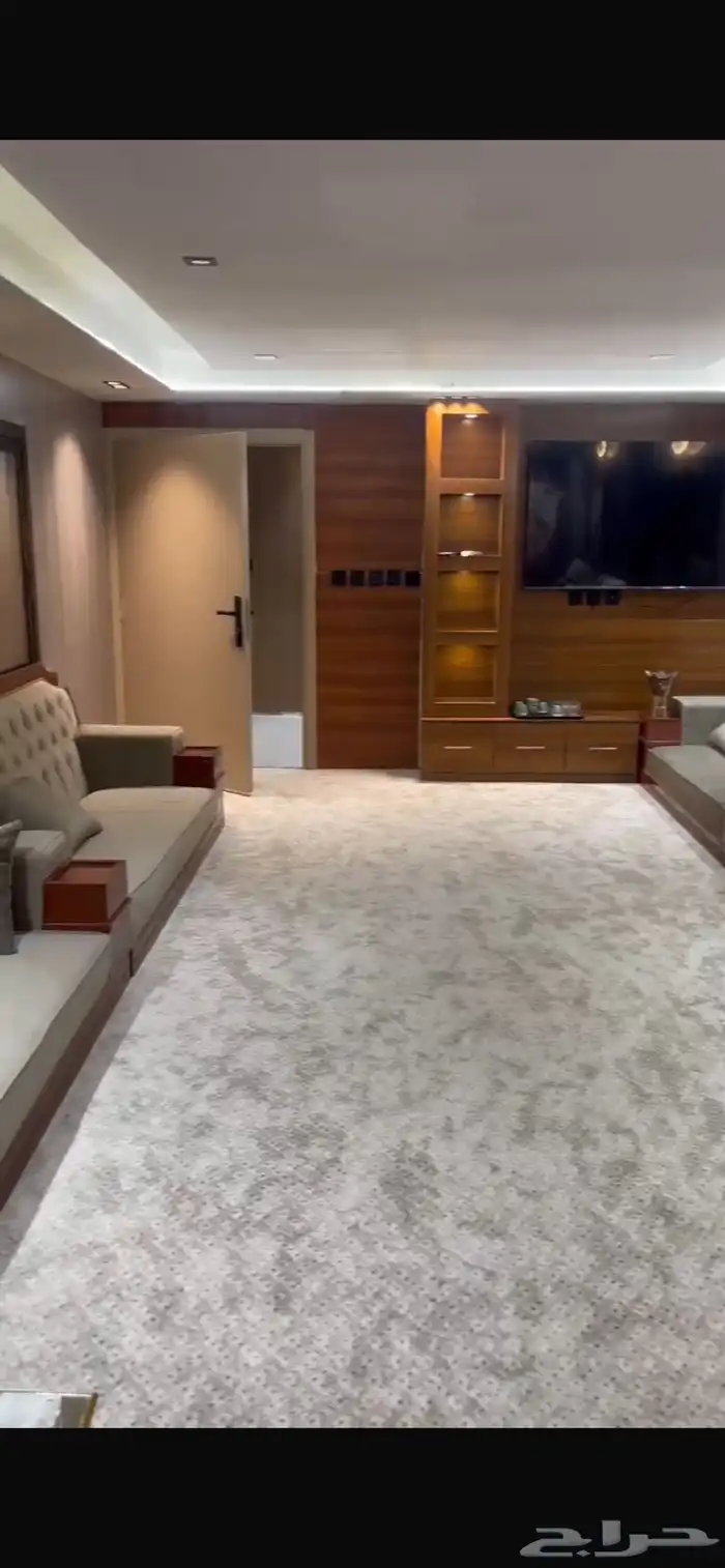 كرفان ملكي شرايح 2025 الطول 17 متر في 4 متر 2