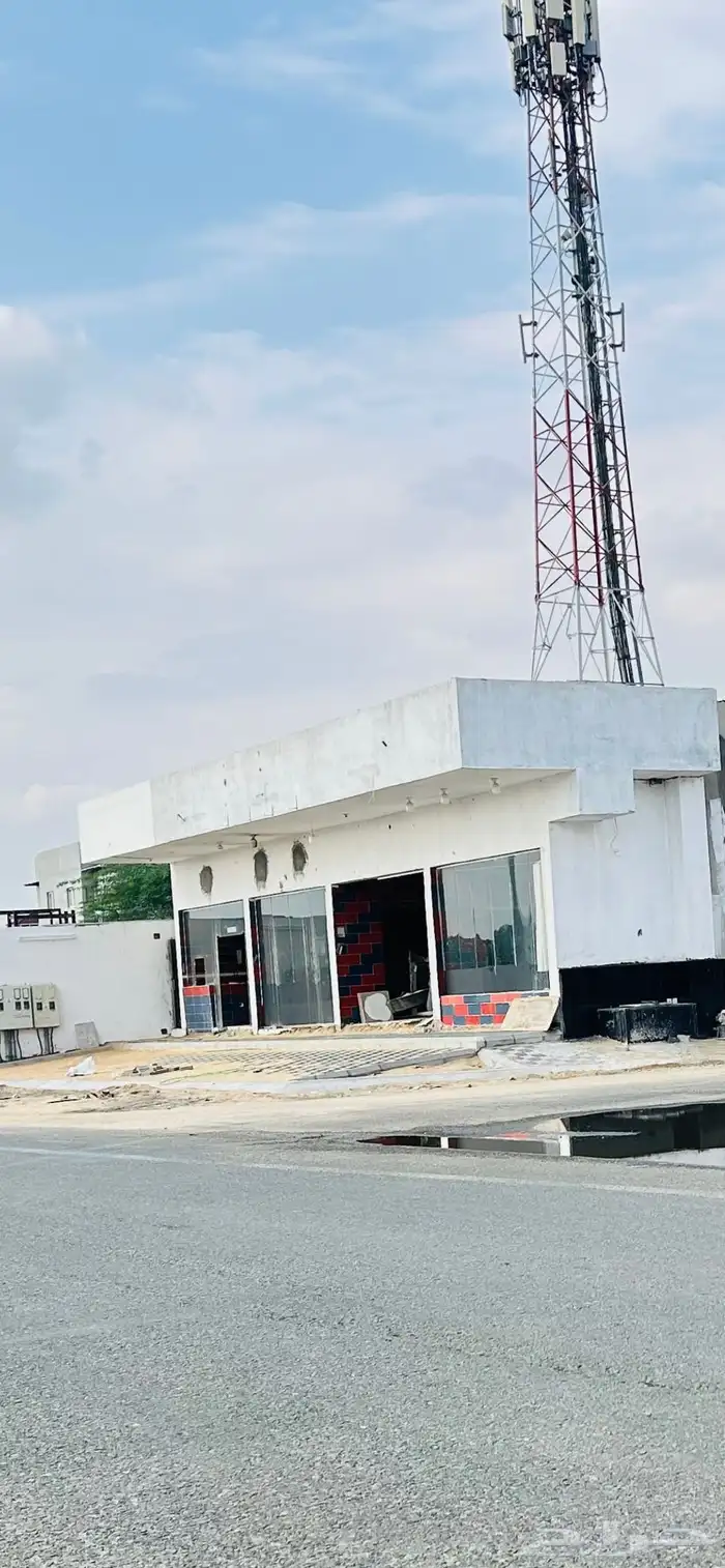 4 محلات للإيجار بولي العهد 2 3