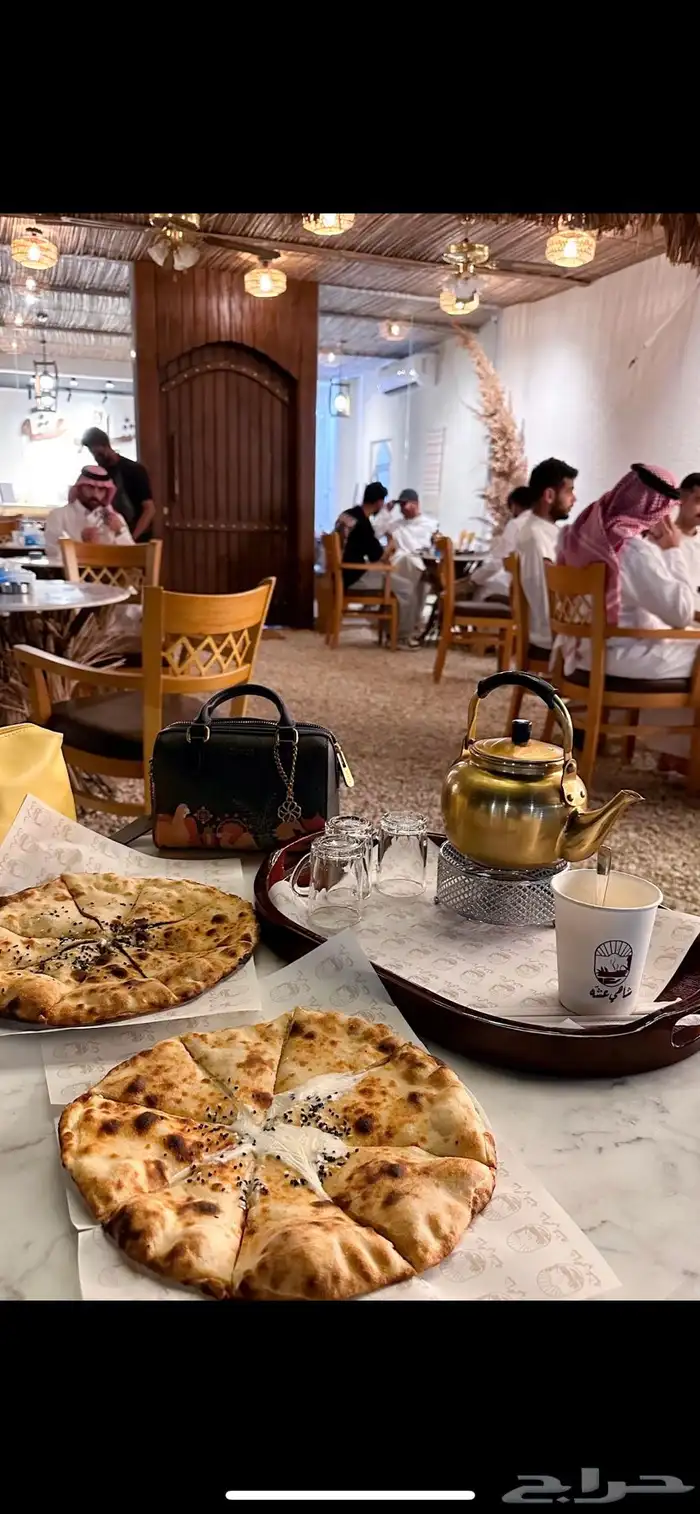 محل شاي ومخبوزات للبيع 0