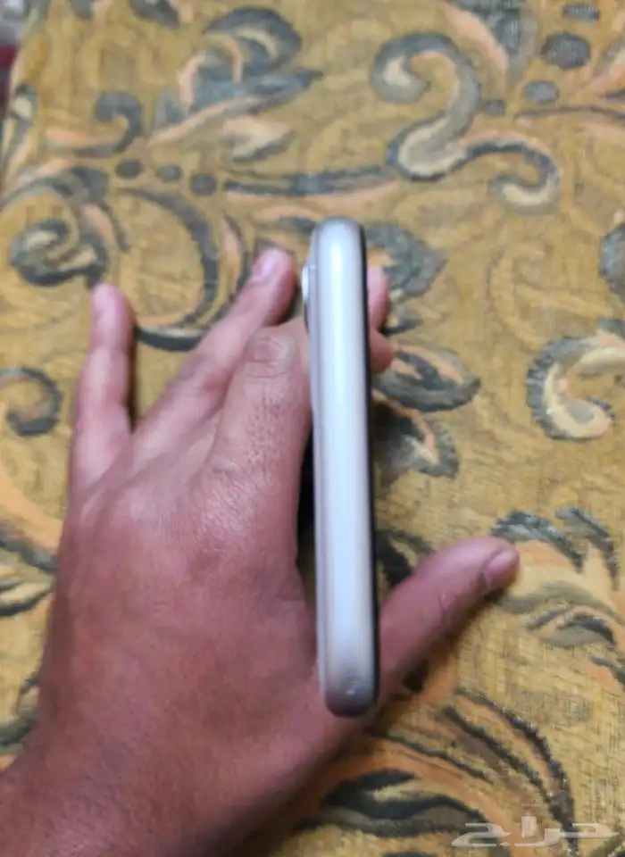 ايفون 11 عايدي وكاله للبيع مستعجل 4