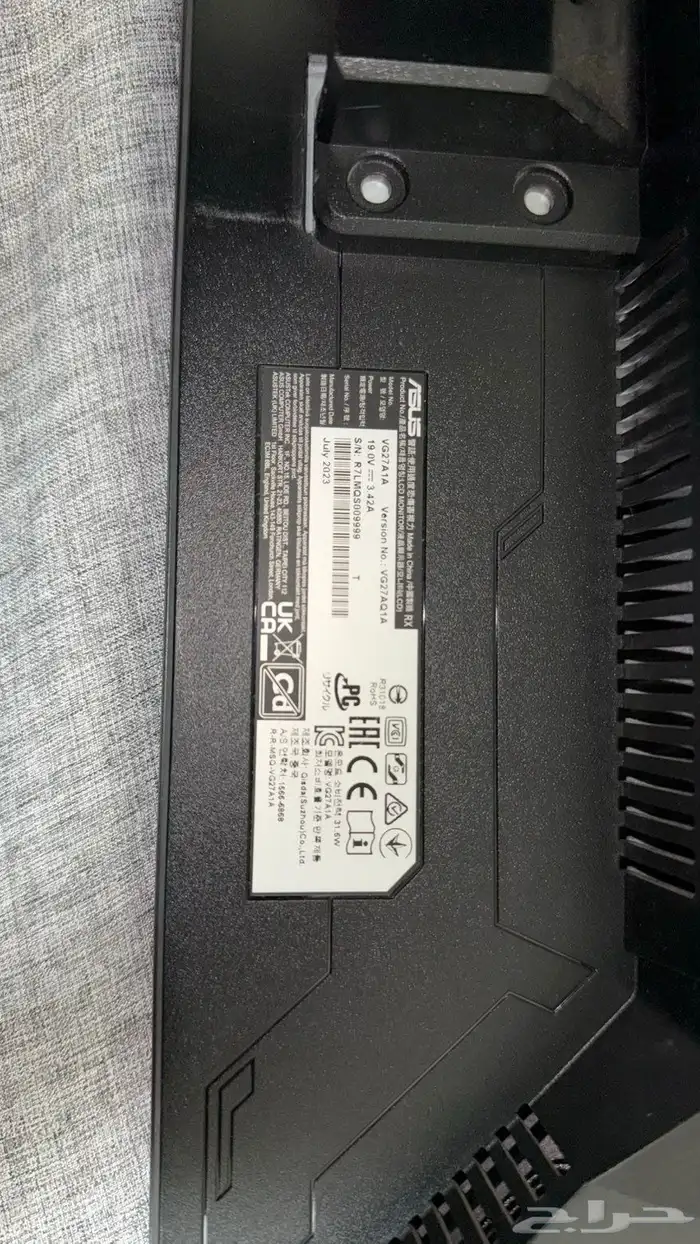 شاشه 4k بوصه 27 نظيفه جدا 2