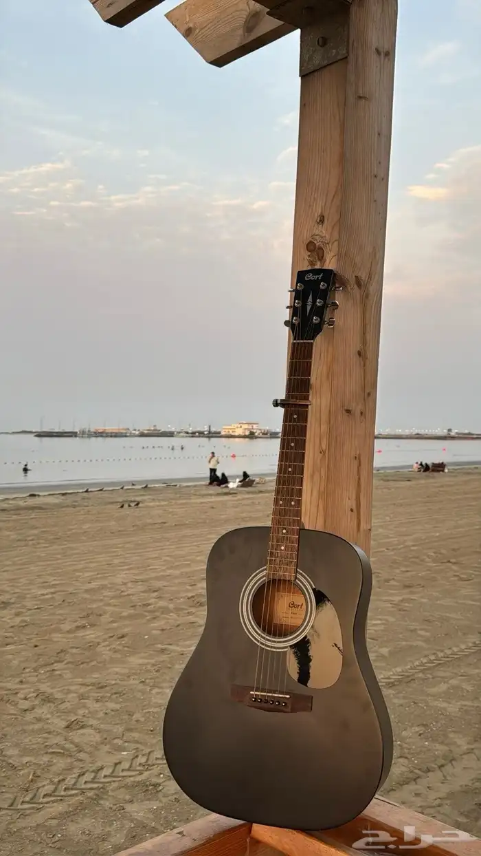 جيتار اكوستيك مع مستلزماته 1