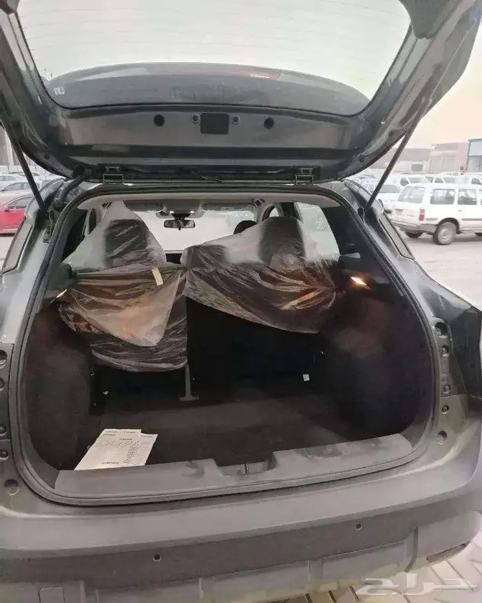 تتوفر فئات نيسان كيكس اصفار لمبيعات النقد والبنوك باقل ربح 6