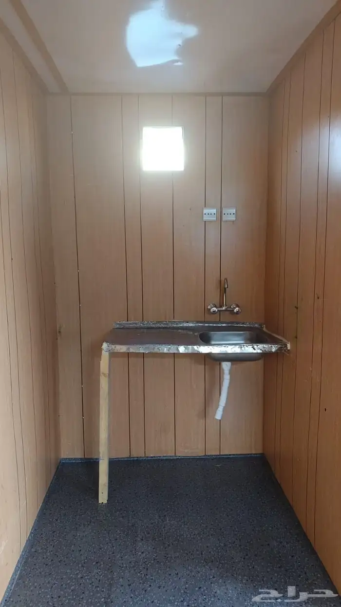 للبيع غرفة بركس متنقلة غرفة حارس مع دورة مياه ومطبخ 3 4 7