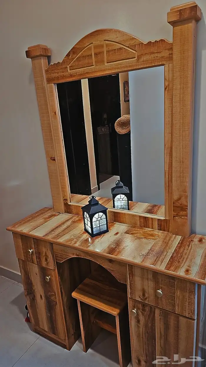 تسريحة للبيع 0