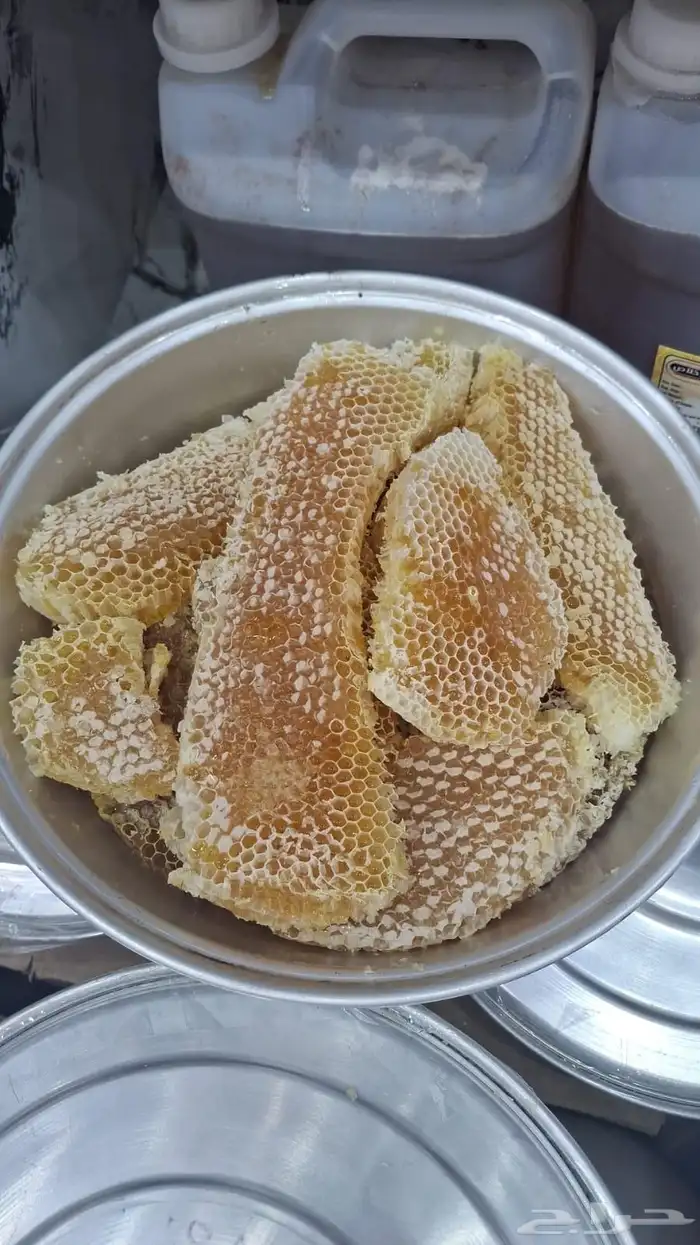 ابوفيصل لبيع العسل 1