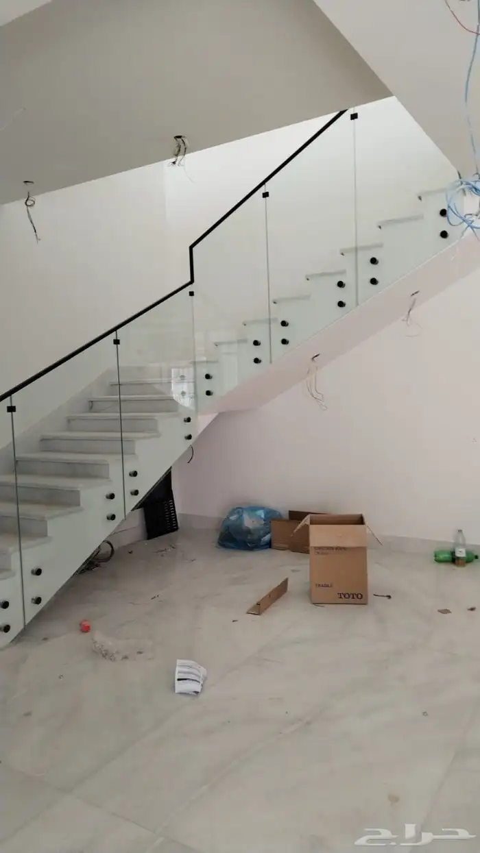 زجاج سكريت 12م واجهات زجاج سكريت دربزين زجاج المنيوم ابواب 0