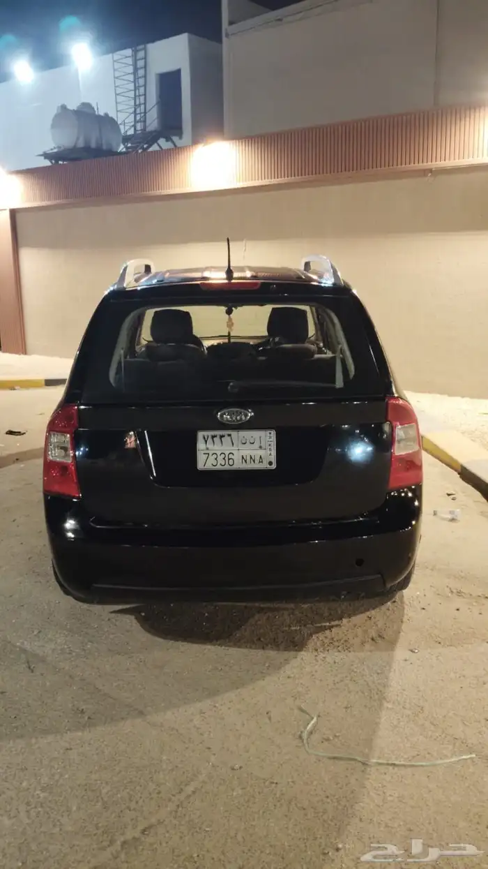 كيا كارينز 2009 3