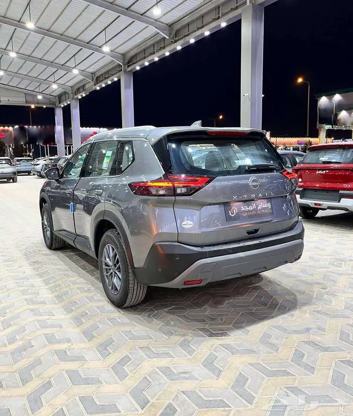 عرض خاص نيسان اكس تريل استاندر 7 مقاعد دبل موديل 2026 3