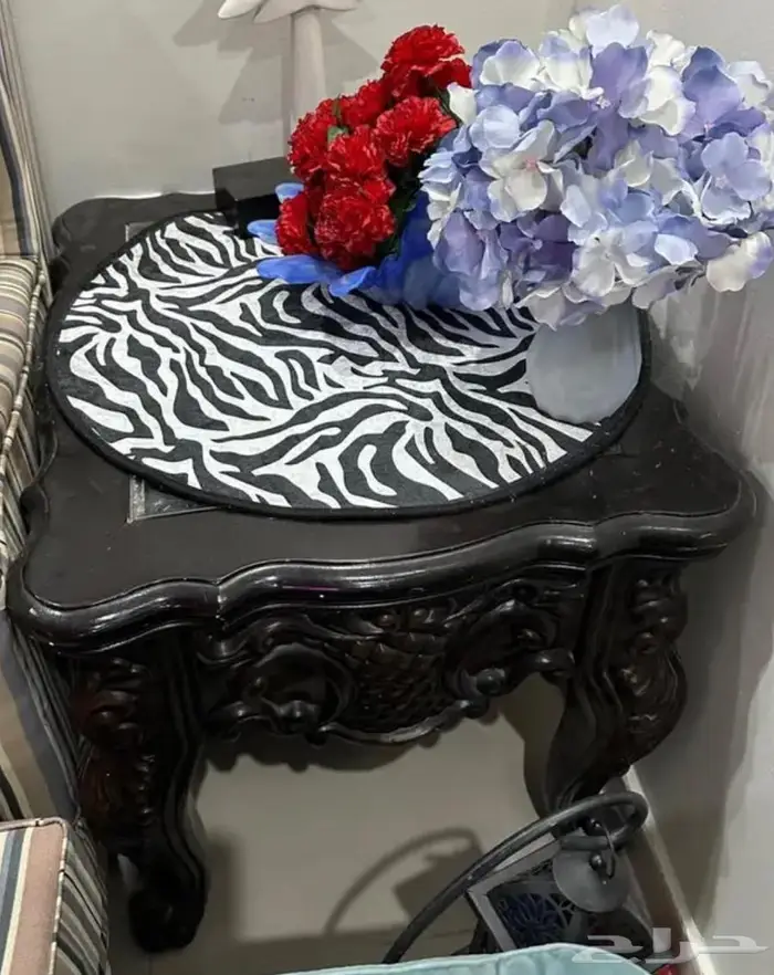 طاولات خشب ركنية 0