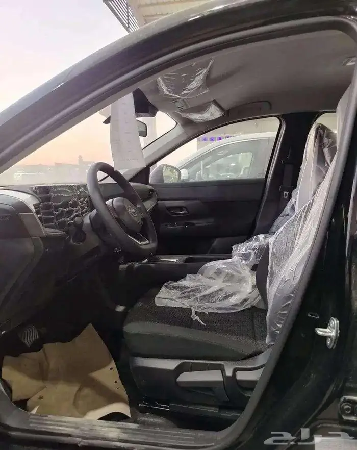 تتوفر فئات نيسان كيكس اصفار لمبيعات النقد والبنوك باقل ربح 5