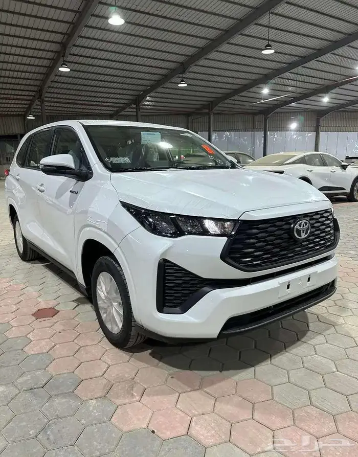 تويوتا انوفا جميع الفئات 2025 سعودي 5