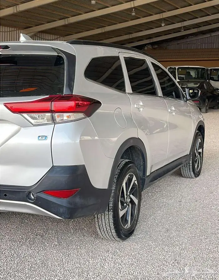 تويوتا راش قير اوتماتيك 2023 10