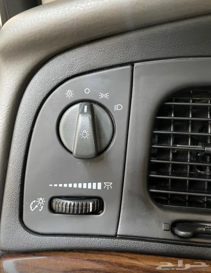 كراون فكتوريا 2009 مخزن لأهل الصنف 22